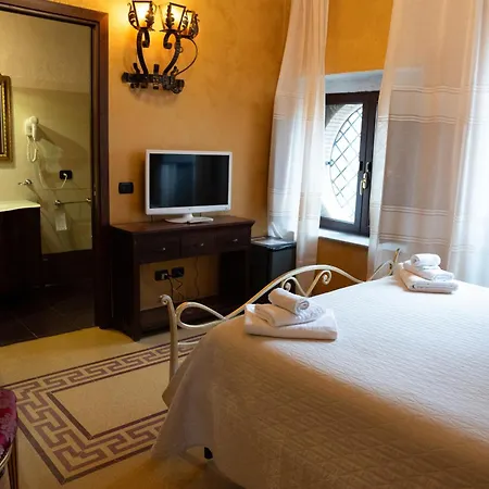 Residenza L'Antico Borgo Hotel Filadelfia Exterior photo