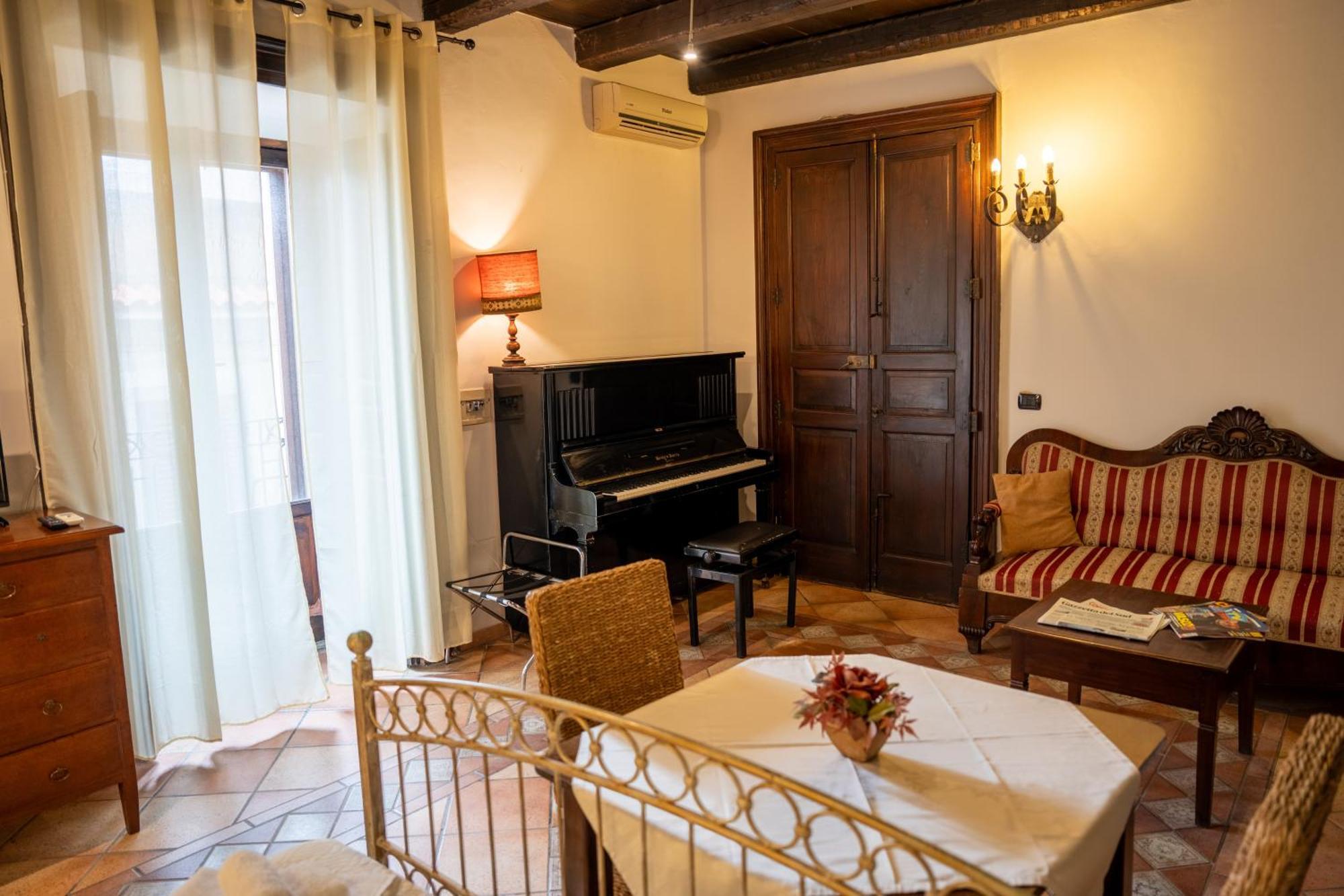 Residenza L'antico Borgo 4*